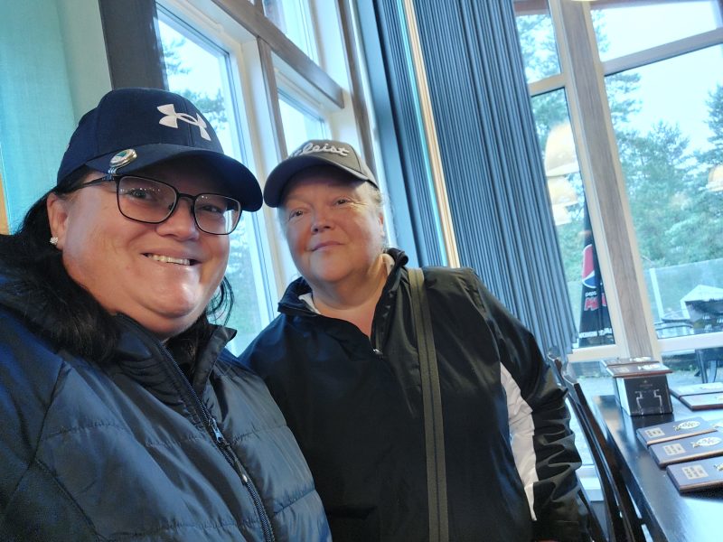 Kriminalomsorgens NM på Kongsvinger.  Tone Samsonstuen og Randi Gilles, frivillige i ESAG
