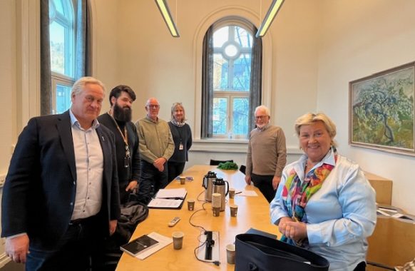 Drammen et godt sted å leve. Ett slag av gangen møter kommune og golfklubb.